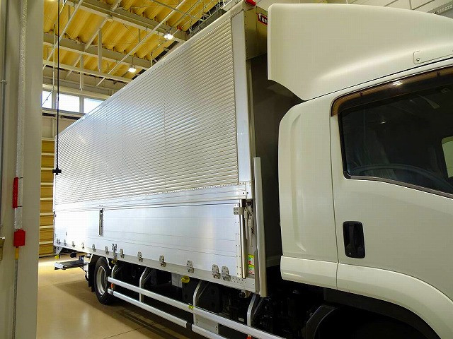 いすゞ フォワード 中型 ウィング 2RG-FRR90T2(98237) 23枚目