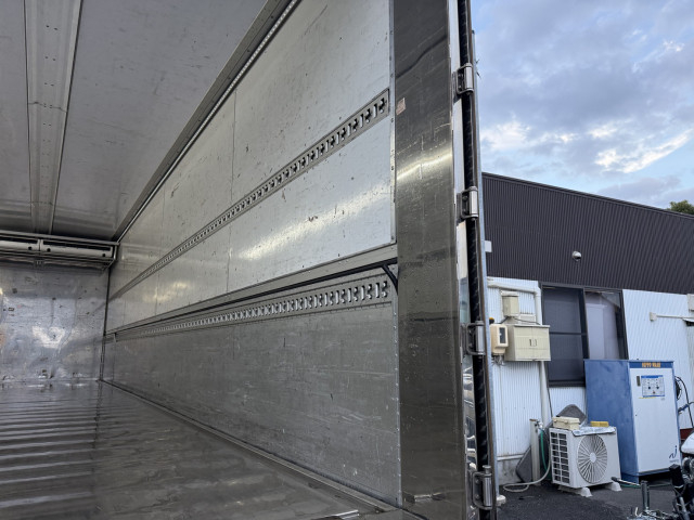 三菱ふそう スーパーグレート 大型 冷蔵冷凍バン 2PG-FS75HZ(98239) 17枚目