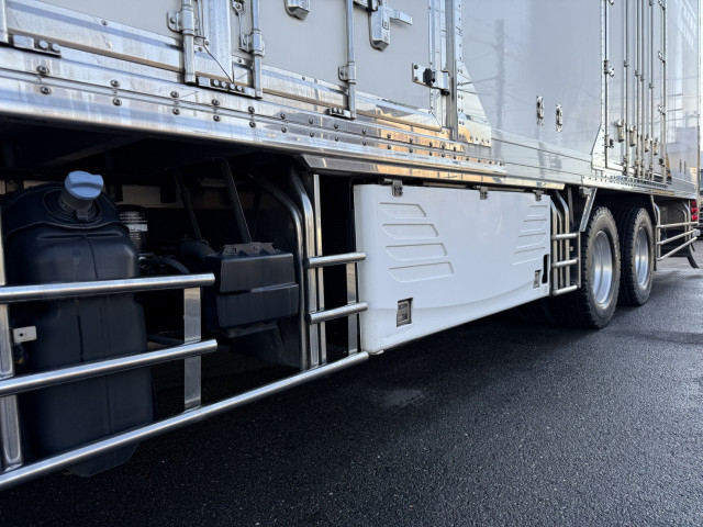 三菱ふそう スーパーグレート 大型 冷蔵冷凍バン 2PG-FS75HZ(98240) 11枚目