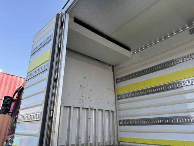 三菱ふそう スーパーグレート 大型 冷蔵冷凍バン 2PG-FS75HZ(98240) 12枚目