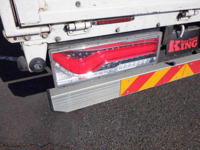 日野 レンジャー 中型 平ボディ（クレーン付） 2KG-FC2ABA(98241) 8枚目