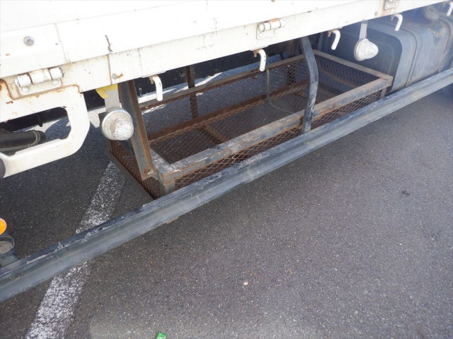 日野 レンジャー 中型 平ボディ（クレーン付） 2KG-FC2ABA(98241) 14枚目