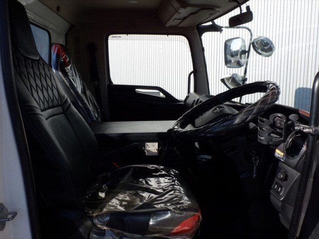 日野 レンジャー 中型 平ボディ（クレーン付） 2KG-FC2ABA(98241) 20枚目