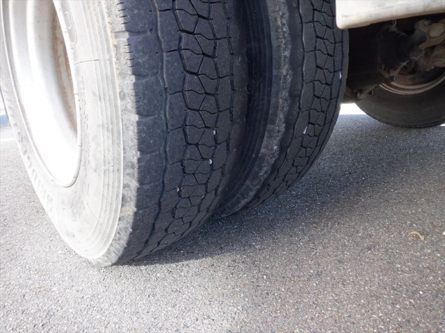 日野 レンジャー 中型 平ボディ（クレーン付） 2KG-FC2ABA(98241) 28枚目