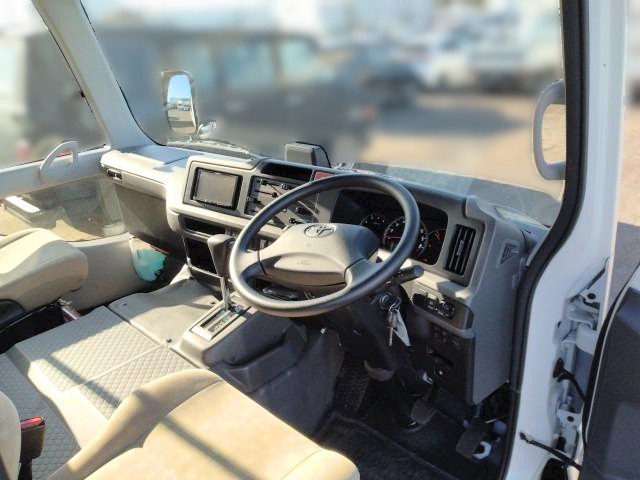 トヨタ コースター 小型 バス SKG-XZB70(98243) 20枚目