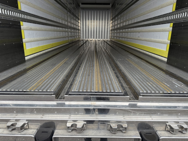 三菱ふそう スーパーグレート 大型 冷蔵冷凍バン 2PG-FU74HZ(98244) 12枚目