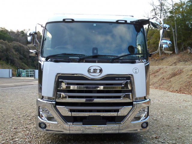 UDトラックス（日産） クオン 大型 平ボディ 2PG-CG5CA(98245) 2枚目