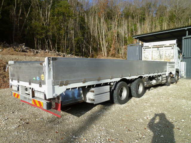 UDトラックス（日産） クオン 大型 平ボディ 2PG-CG5CA(98245) 4枚目