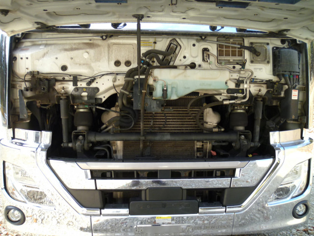 UDトラックス（日産） クオン 大型 平ボディ 2PG-CG5CA(98245) 8枚目