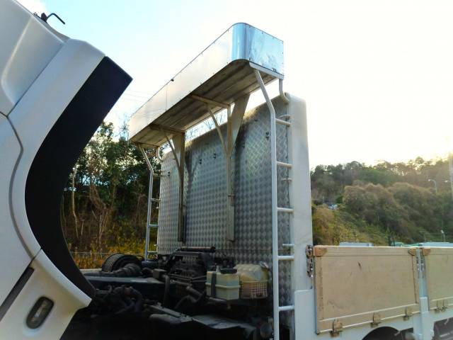 UDトラックス（日産） クオン 大型 平ボディ 2PG-CG5CA(98245) 9枚目