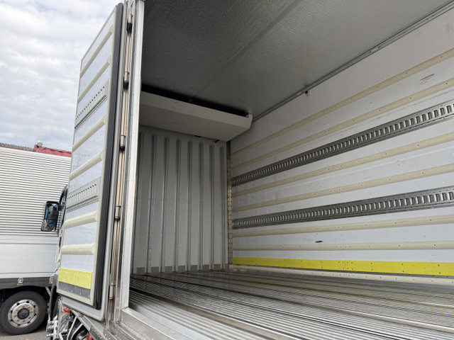 三菱ふそう スーパーグレート 大型 冷蔵冷凍バン 2PG-FU74HZ(98244) 35枚目