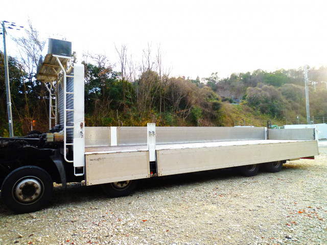 UDトラックス（日産） クオン 大型 平ボディ 2PG-CG5CA(98245) 20枚目