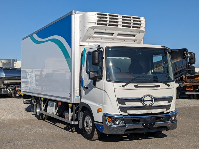 日野 レンジャー 中型 冷蔵冷凍バン 2KG-FC2ABG(98246) 3枚目