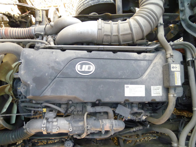 UDトラックス（日産） クオン 大型 平ボディ 2PG-CG5CA(98245) 25枚目