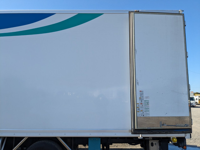 日野 レンジャー 中型 冷蔵冷凍バン 2KG-FC2ABG(98246) 24枚目