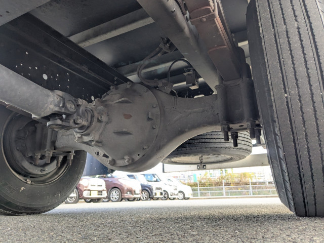 いすゞ エルフ 中型 バン 2RG-FRR90S2(98249) 10枚目