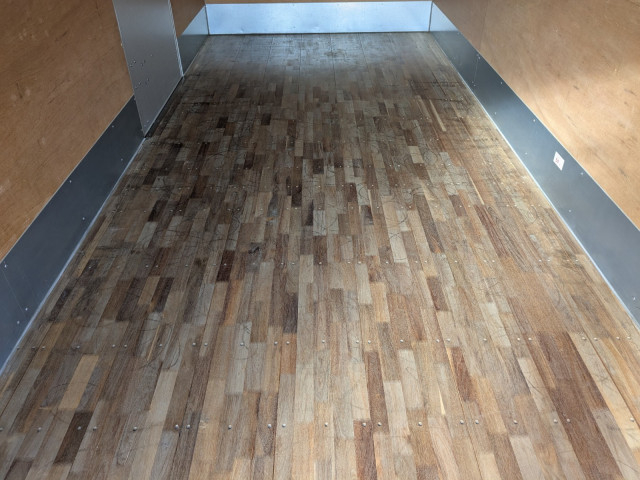 いすゞ エルフ 中型 バン 2RG-FRR90S2(98249) 19枚目