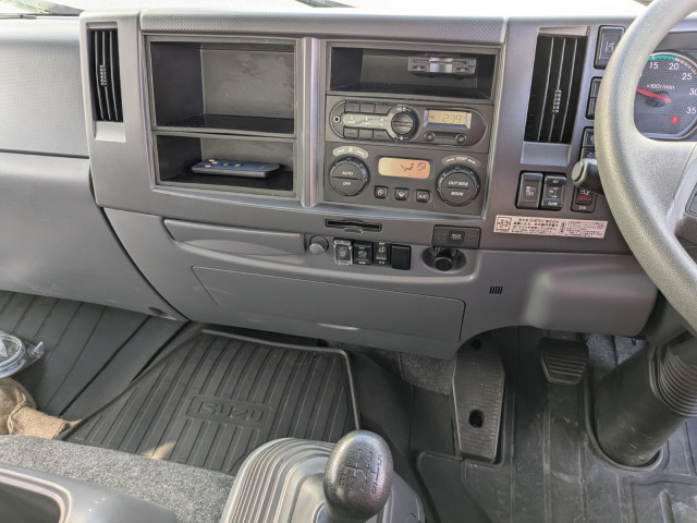 いすゞ エルフ 中型 バン 2RG-FRR90S2(98249) 29枚目