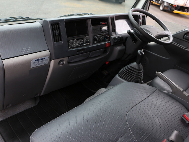 いすゞ エルフ 小型 Wキャブ TPG-NJS85A(98252) 40枚目