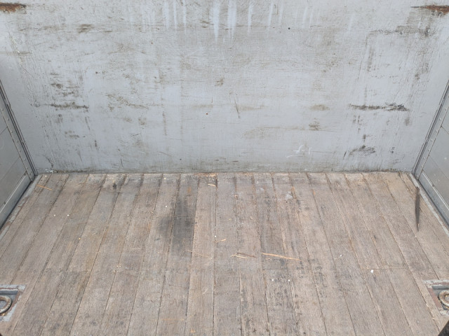 いすゞ ギガ 大型 平ボディ QKG-CYL77B(98255) 21枚目