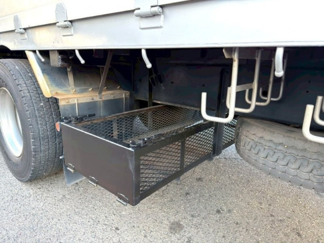 いすゞ ギガ 大型 平ボディ（クレーン付） QKG-CYZ77B(98258) 18枚目