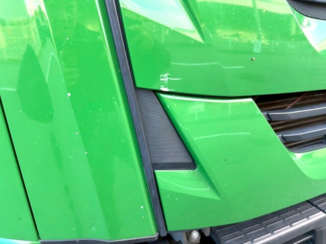 いすゞ ギガ 大型 平ボディ（クレーン付） QKG-CYZ77B(98258) 27枚目