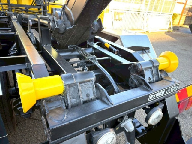 日野 レンジャー 中型 コンテナ専用車 TKG-FD9JJAA(98260) 11枚目