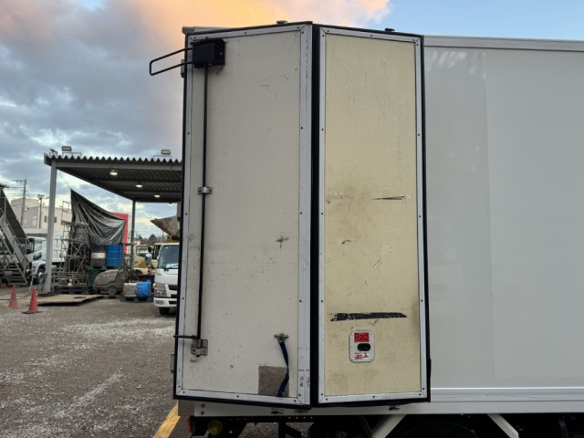 三菱ふそう キャンター 小型 保冷バン TPG-FBA00(98261) 16枚目