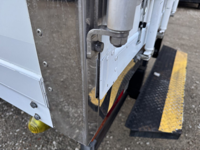 三菱ふそう キャンター 小型 保冷バン TPG-FBA00(98261) 47枚目