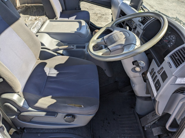 三菱ふそう ファイター 中型 平ボディ TKG-FK61F(98264) 30枚目