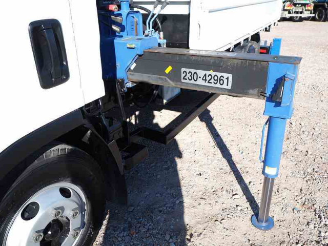 いすゞ エルフ 小型 平ボディ（クレーン付） SKG-NPR85YN(98266) 14枚目