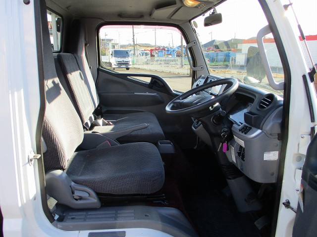 三菱ふそう キャンターガッツ 小型 平ボディ TPG-FBA00(98267) 6枚目