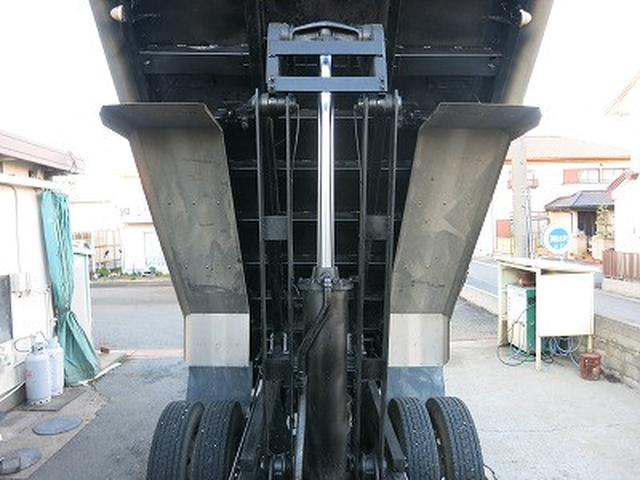 日野 プロフィア 大型 土砂ダンプ QKG-FS1EKAA(98270) 19枚目