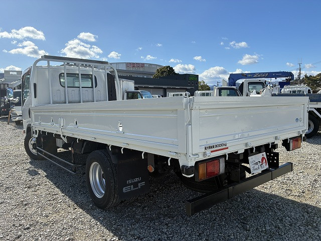 いすゞ エルフ 小型 平ボディ TKG-NPR85AN(98271) 6枚目