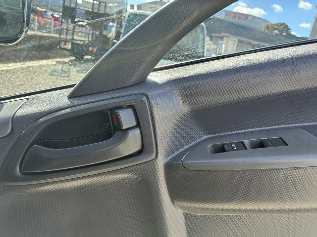 いすゞ エルフ 小型 平ボディ TKG-NPR85AN(98271) 37枚目