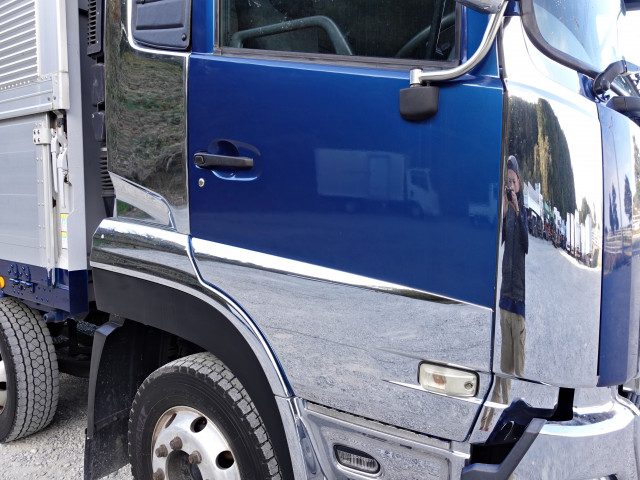 UDトラックス（日産） クオン 大型 ウィング 2PG-CG5CA(98280) 5枚目