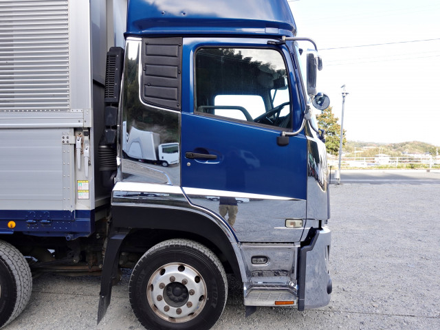 UDトラックス（日産） クオン 大型 ウィング 2PG-CG5CA(98280) 6枚目