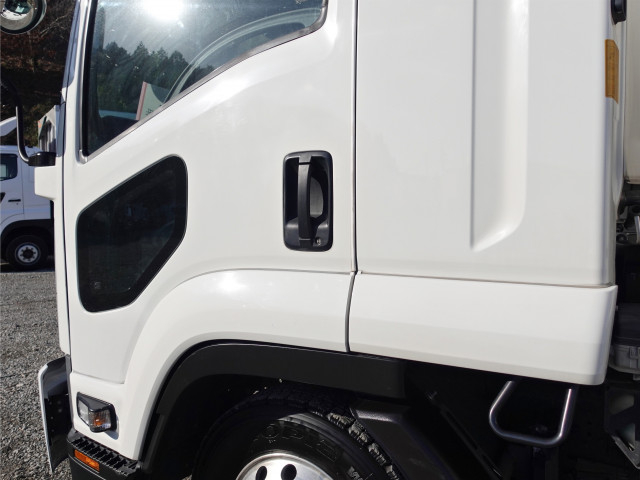 Isuzu forward Middle Freezer box_body 2PG-FRR90T2(98281) 15枚目