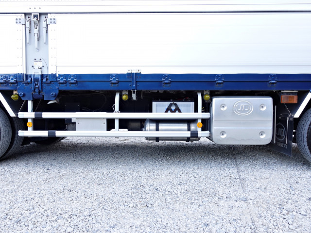 UDトラックス（日産） クオン 大型 ウィング 2PG-CG5CA(98280) 20枚目