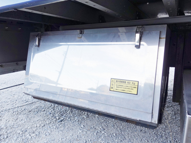 UDトラックス（日産） クオン 大型 ウィング 2PG-CG5CA(98280) 25枚目