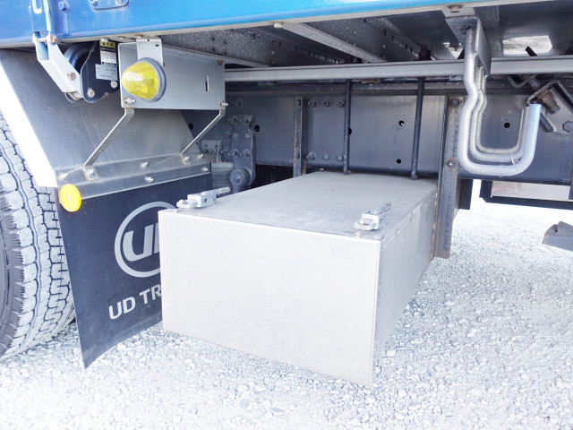 UDトラックス（日産） クオン 大型 ウィング 2PG-CG5CA(98280) 26枚目