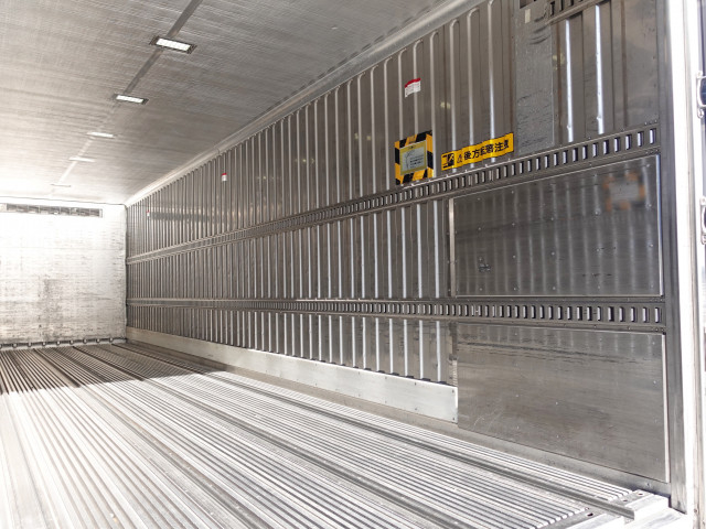 いすゞ ギガ 大型 冷蔵冷凍バン QKG-CYJ77B(98286) 12枚目