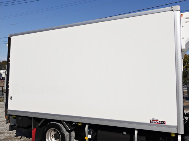 三菱ふそう キャンター 小型 冷蔵冷凍バン TKG-FEB50(98296) 9枚目