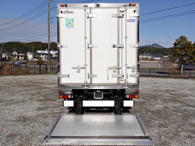 三菱ふそう キャンター 小型 冷蔵冷凍バン TKG-FEB50(98296) 16枚目