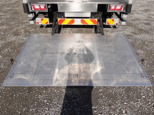 いすゞ フォワード 中型 ウィング TKG-FRR90T2(98303) 14枚目