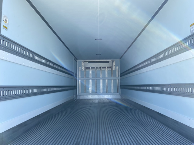 三菱ふそう ファイター 中型 冷蔵冷凍バン 2KG-FK65F(98356) 10枚目