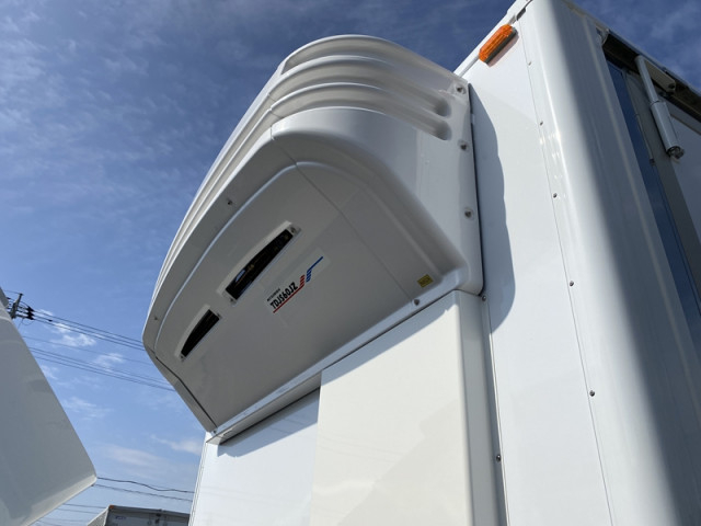 三菱ふそう ファイター 中型 冷蔵冷凍バン 2KG-FK65F(98356) 13枚目