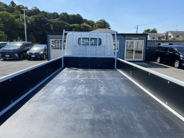 三菱ふそう キャンター 小型 平ボディ 2PG-FEB80(98360) 11枚目