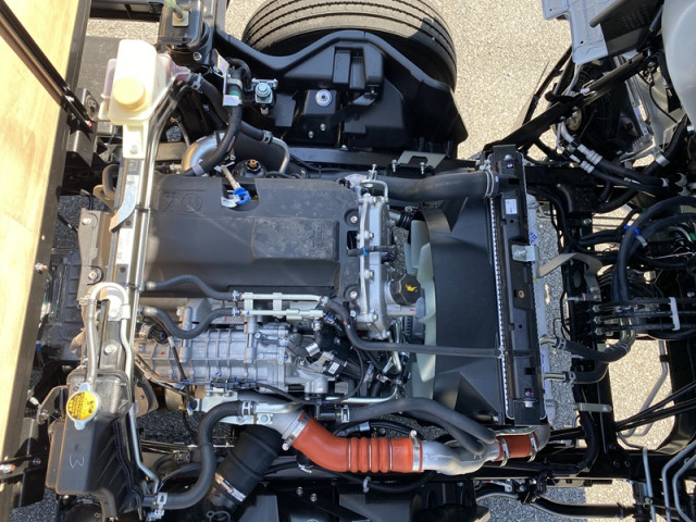 三菱ふそう キャンター 小型 平ボディ 2PG-FEB80(98360) 14枚目