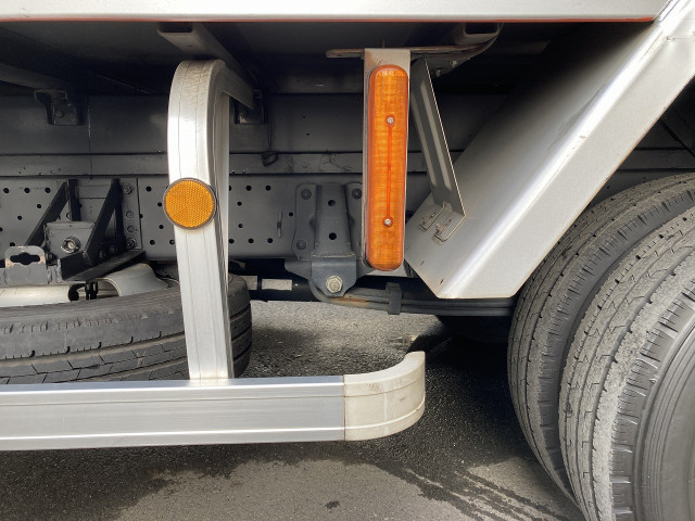 いすゞ エルフ 小型 バン 2RG-NLR88AN(98362) 9枚目